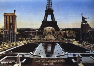 L'ouvrier et la Kolkhozienne à Paris, 1937