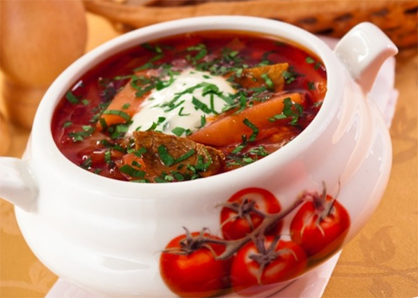 Borsch (sopa tradicional de remolacha)