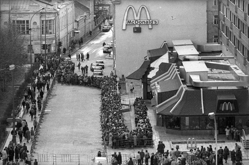 La queue à McDonald's à Moscou en 1990