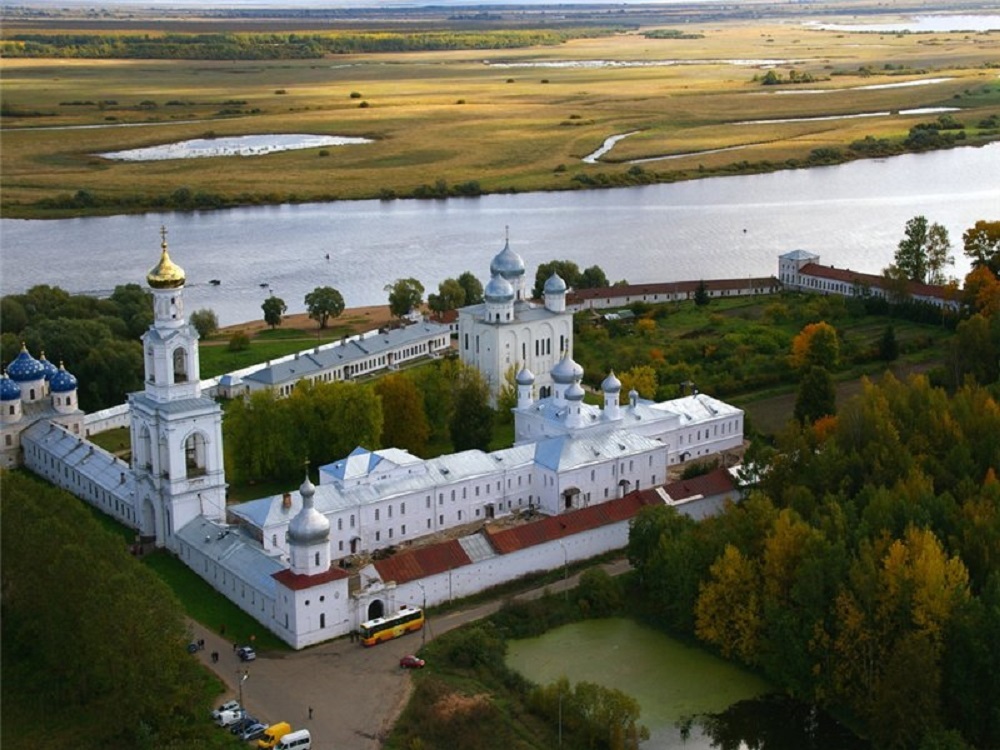 Monastère Saint-Georges à Novgorod-la-Grande