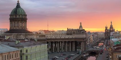 La visite guidée en français des sites incotournables de Pétersbourg: guide francophone pour l'Ermitage, le musée Russe, promenade en bateau et un tour de centre ville en français La visite guidée en français des sites incotournables de Pétersbourg: guide francophone pour l'Ermitage, le musée Russe, promenade en bateau et un tour de centre ville en français