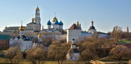 La laure de la Trinité-Saint-Serge - la visite guidée en français de Serguiev Possad La laure de la Trinité-Saint-Serge - la visite guidée en français de Serguiev Possad