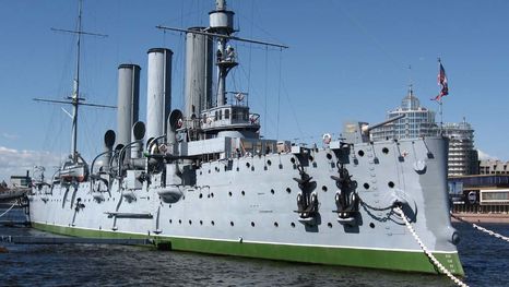 Croiseur Aurore, le navire-musée à Saint-Pétersbourg