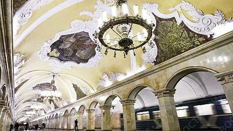 La estación de metro de Moscú Komsomólskaya, visita guiada