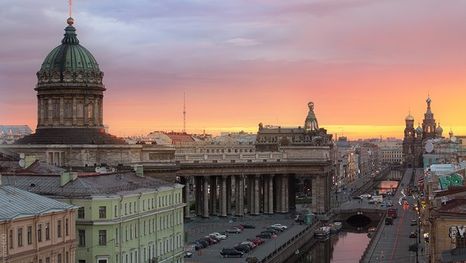 La visita panorámica de San Petersburgo en español 