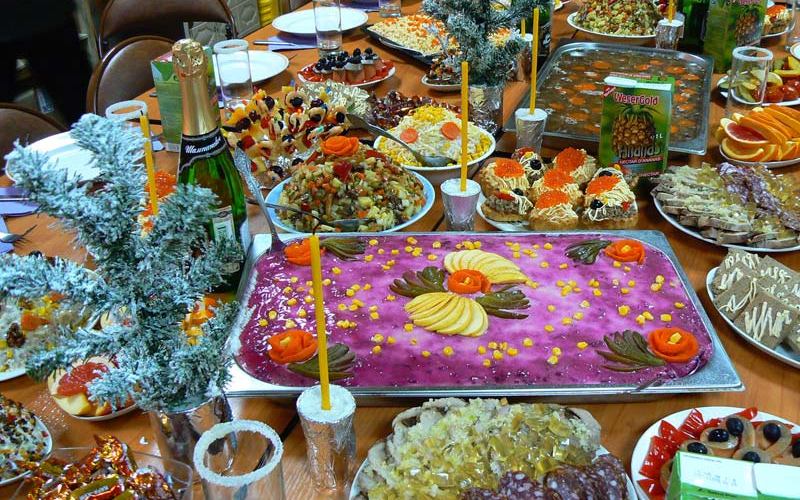 Table du Réveillon en Russie : plats et traditions